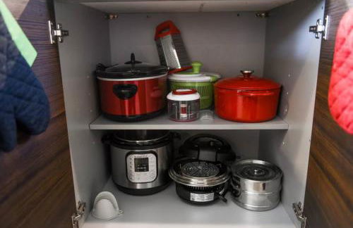 HostWise Stays - The Alpine - Family Friendly, Great Area, 3BR Home - Foto 56