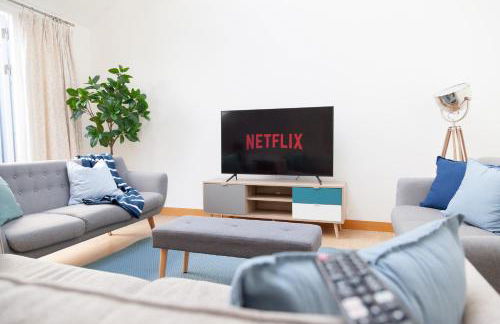 Weekly & Monthly stays in Penthouse for Contractors or Leisure Single or Superking beds available - Foto 8