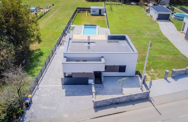 Villa Joy With Pool and Hot Tub - Foto 44