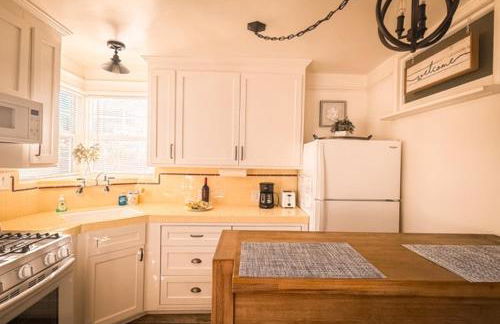 Charming Courtyard Cottage - Foto 18