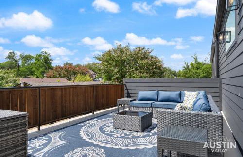 Luxury 2BR 2BA East Austin retreat w yard, deck and garage parking by Austin Vacay - Foto 39