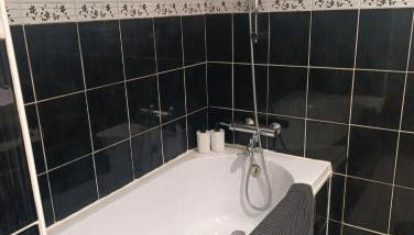 Cozy duplex 10 minutes from Paris - Photo 5, Shower