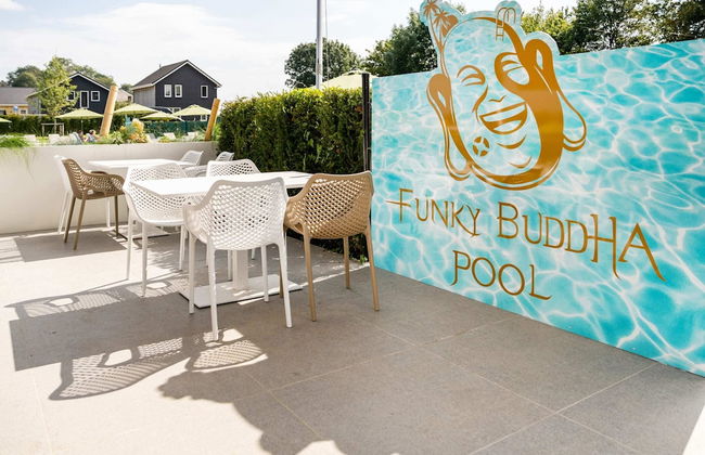 Holiday Home in Limburg With Outdoor Fireplace - Photo 24