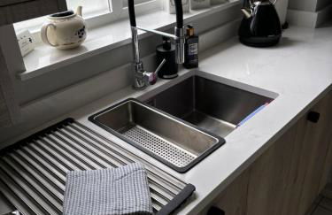 Redwing Retreat Bicester Village - Stylish Retreat Steps from the Shops - 2 Bed House with Garden and Parking - Foto 51