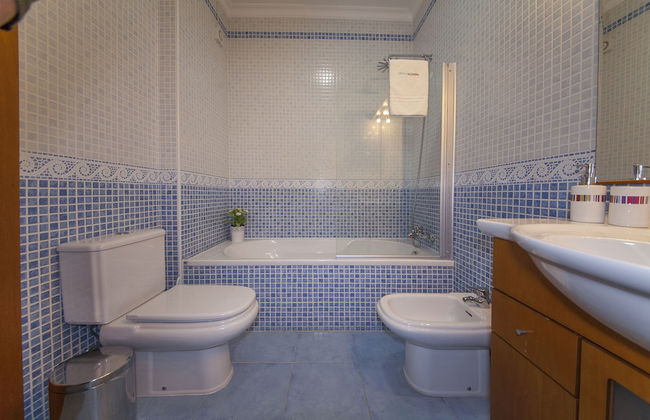 B41 - Windmill Modern with Pool - Foto 18