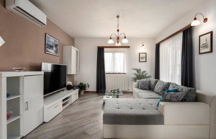 Beautiful villa Dani with panoramic view in Vizina - Foto 8