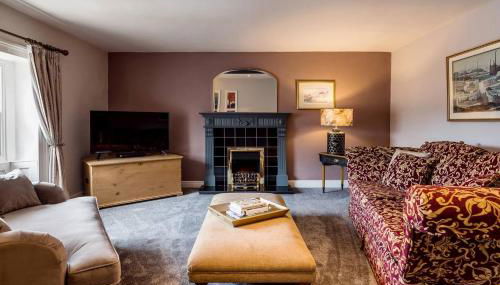 Royal View Apartments - Photo 5