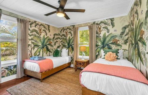 Tropical Estate w/ Guesthouse & Pool. Sleeps 8! - Foto 34