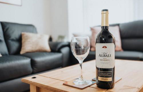 3 Bed House Near Liverpool Parking Sleeps 5 - Foto 50