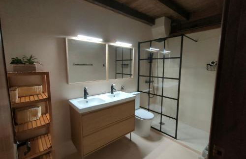 Adosado de tres plantas en el Valle de Aran - Foto 2