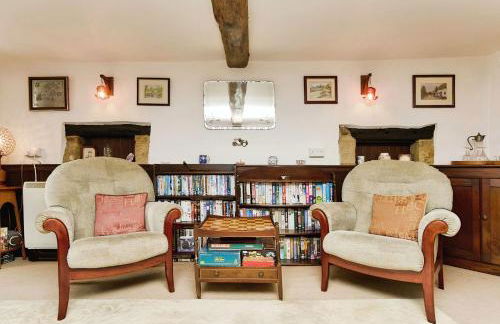 Ye Olde Cottage - Photo 13