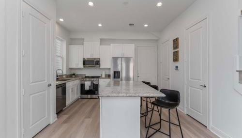 The Briscoe Boutique - Photo 3