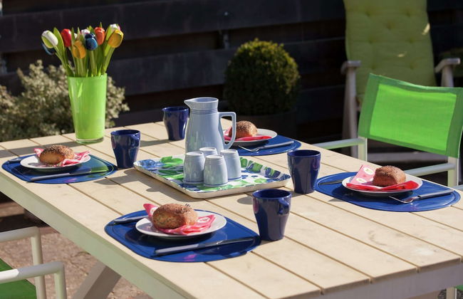 Chic Holiday Home in Noordwijkerhout near Lake - Photo 22