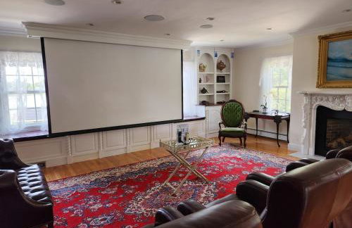 Spacious Coastal Retreat in Buzzards Bay, Quiet & Family-Friendly - Foto 14