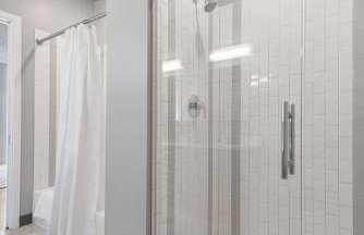 Linea Luxury Living with Indoor Pool and Rooftop Views in The Loop - Photo 34