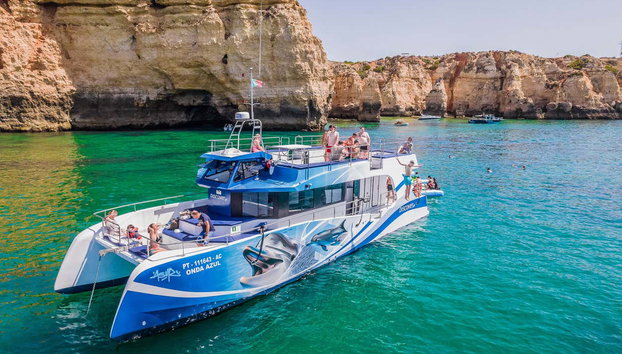 Vilamoura Dolphin Spotting - Foto 3, Admire the Benagil Cave