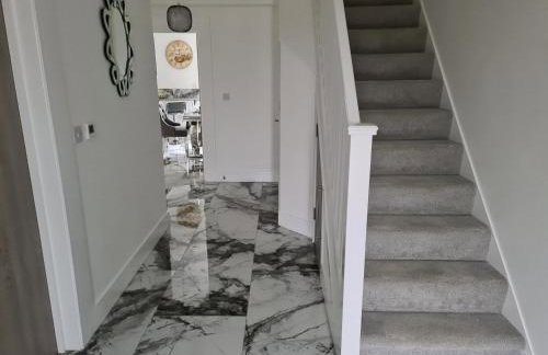 SAV 5 Bed Luxury House Leicestershire - Photo 20
