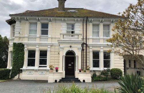 Westwood House, Hastings - Spacious 5 Ensuite Home Near Hastings Town & beach - Foto 1