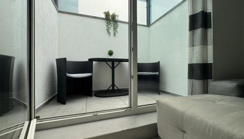 New Modern SelfCheckin PublicFreeParking HighSpeed Wifi KingSizeBed - Foto 4