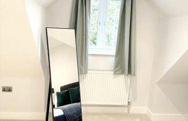 4 Beds Work Housing Near Croydon with Free Parking, High Speed WIFI sleeps up to 9 - Foto 23