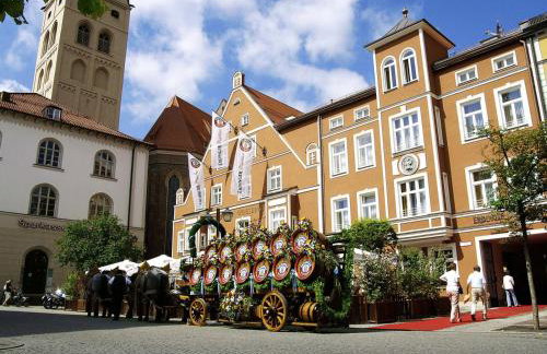 Wohlfühloase mit Pool, Kamin & großer Terrasse - Foto 44