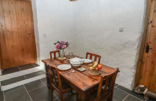 Panteurig Cottage - Photo 7