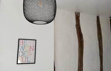 Character House - Foto 25