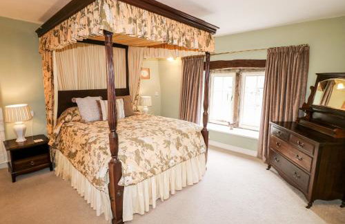 The Farmhouse - Photo 26