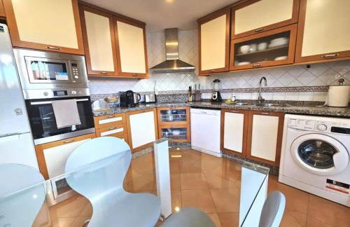 Amplia Casa en una zona ideal - Pass the Keys - Foto 5