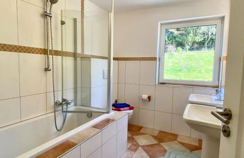 Ferienwohnung Weinberg-Idyll - Traumhafter Blick über Weinberge auf den Bodensee - Foto 13