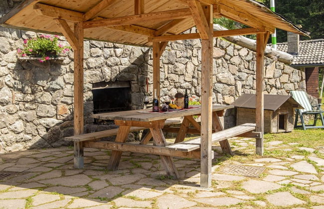 Traditional Chalet With Garden - Foto 13