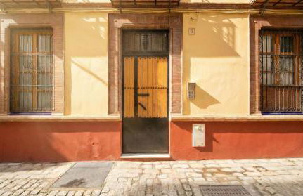 Spacious 2-Bedroom Apartment - Walk to Isla Mágica - AC - Premium Bed - Foto 48