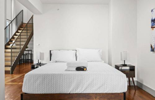 Chic and Comfy Unit w Free Parking Medical District - Foto 26