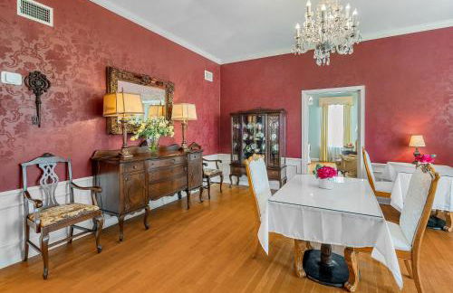 King suite-Huge tub-A Charmer-The Blue Jay Suite - Foto 25