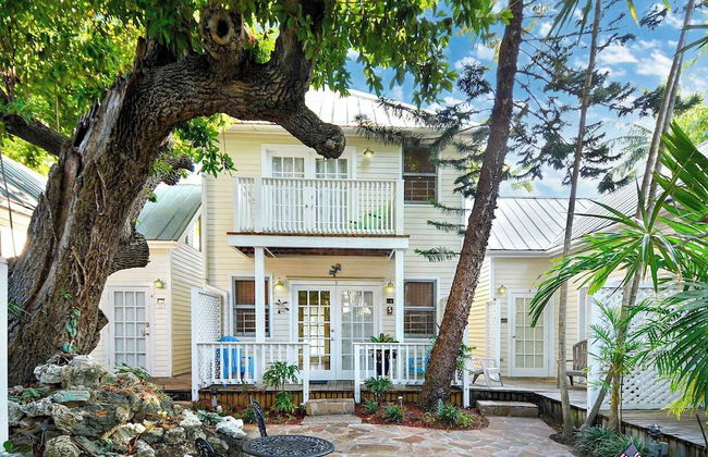 Tranquility by Avantstay Close to Duval St w/ BBQ & Shared Pool - Foto 1