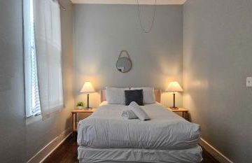 Mins from Downtown & Dining, Dauphin Darling 2 - Photo 32