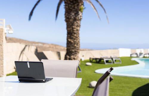 Oasis Tenerife Rentals con Piscina climatizada, Cocina exterior y Barbacoa - Foto 59