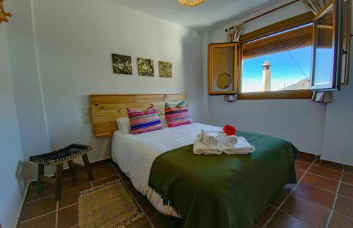 La Higuera - Photo 2