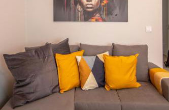 Family-Friendly Villa with Private Pool & Rooftop Oasis - Foto 15