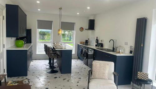 Sunset Cottage - Sleeps 6 - Parking - Garden - Foto 4