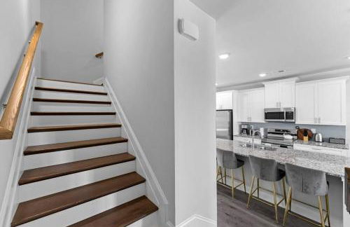 Luxury 2 bedrooms, 2.5 baths - Foto 13