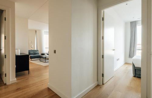 LUXURY 3 Bed 3 Bath Apartment in Central London - Photo 7