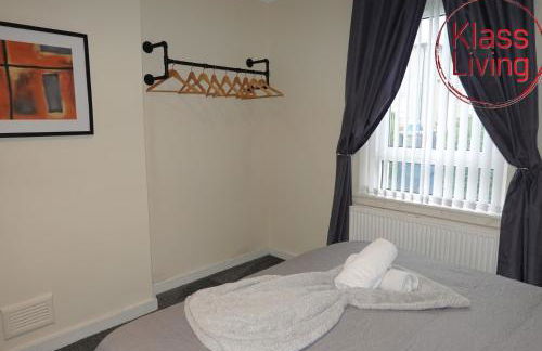 One Bedroom Apartment by Klass Living Serviced Accommodation Blantyre - Welsh Drive Apartment with Wifi - Photo 15