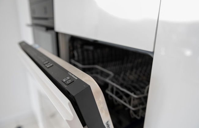 Apartment by Dziwna River With Pool Access - Photo 10