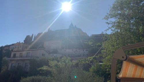 Appartement 02 Vue Panoramique -WIFI- Parking privé -NICE - Foto 2