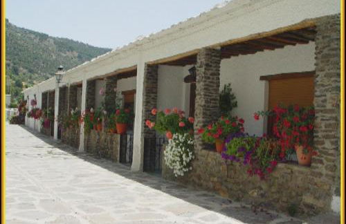 Apartamentos Turísticos Rural Los Tinaos - Photo 18