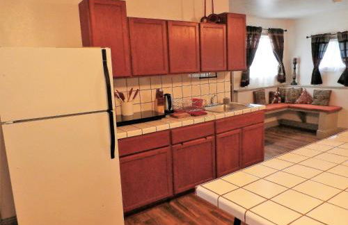 NEW CHARMING 2 BEDROOMS UNIT CLOSE TO EVERYTHING - Foto 9