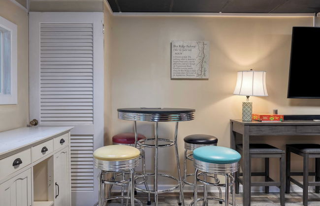 Asheville Sunset 10min to Asheville + Ping Pong - Foto 20