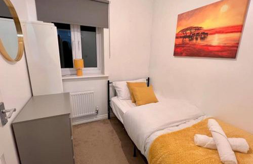 Modern 3 BR House for Contractors - Foto 23