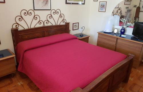 Villa del Golfo Urio with swimming pool shared by the two apartments it is essential to have a car - Foto 16